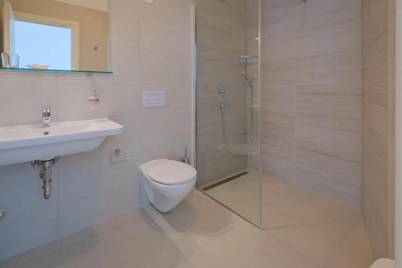 Hotel Bor Krk Town