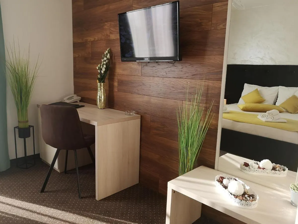Hotel Bor Krk Town