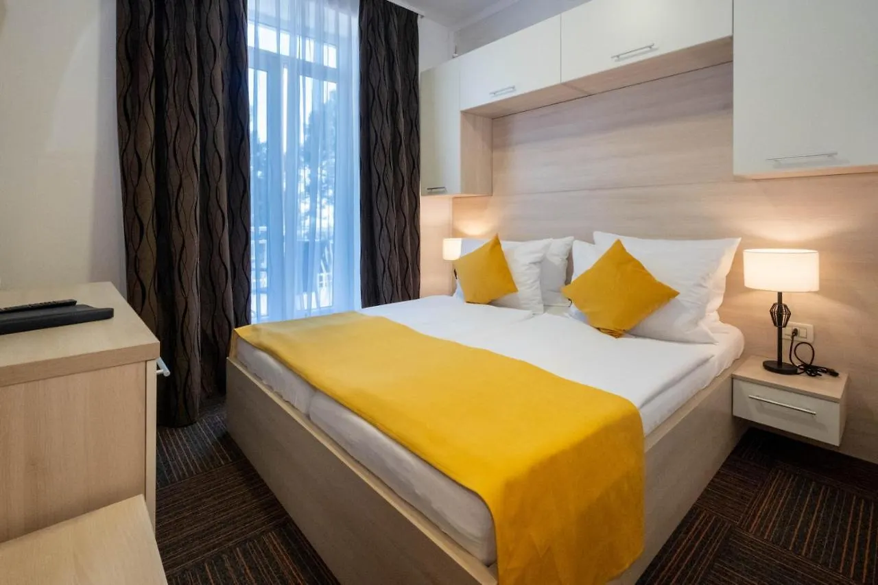 Hotel Bor Krk Town