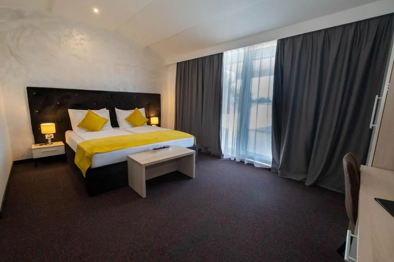 Hotel Bor Krk Town