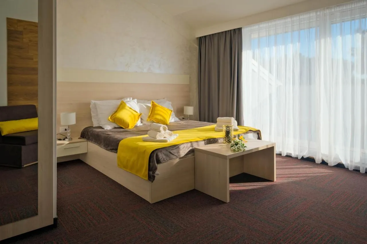 Hotel Bor Krk Town