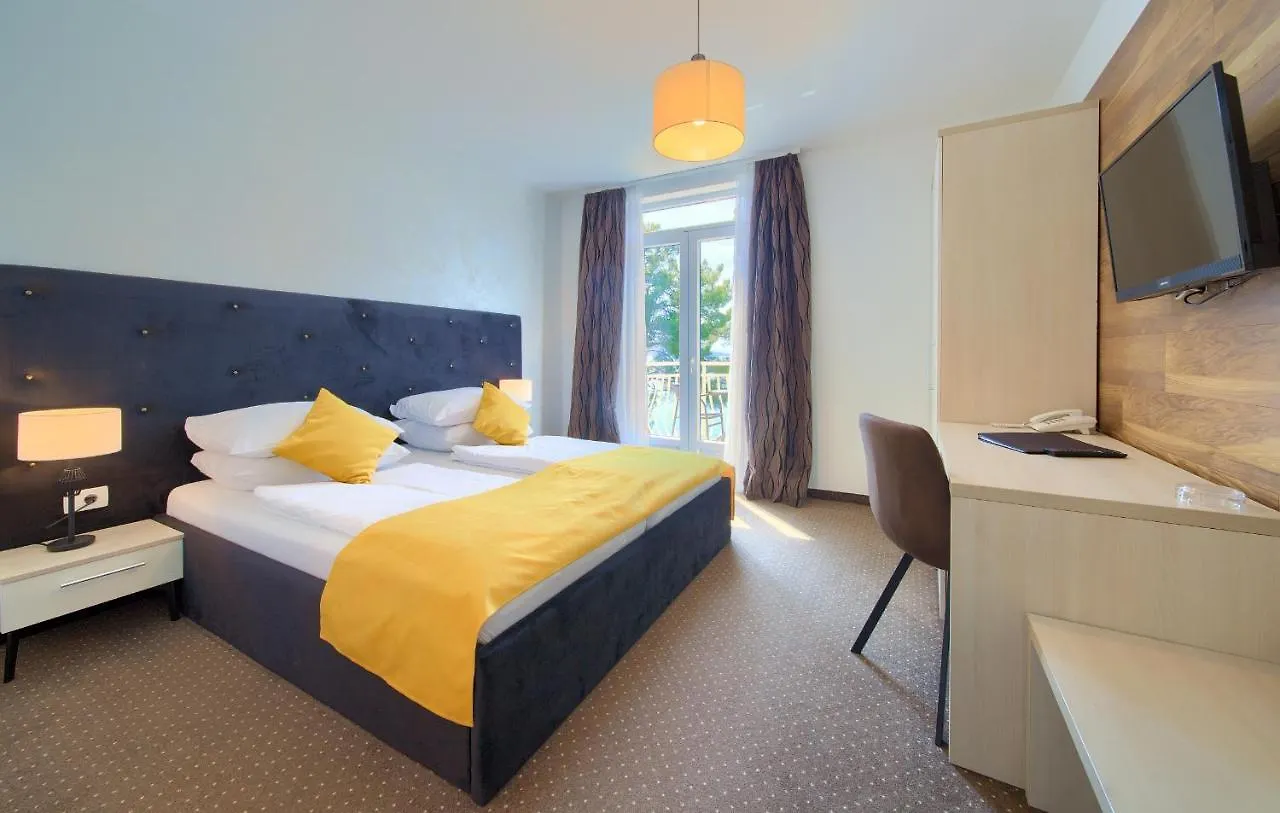 Hotel Bor Krk Town 3*,  Croatia