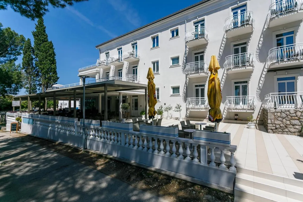 Hotel Bor Krk Town
